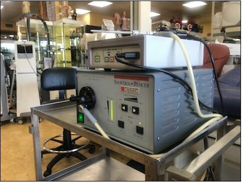 Snowden Pencer 95B1238A178 Surgical Light Source