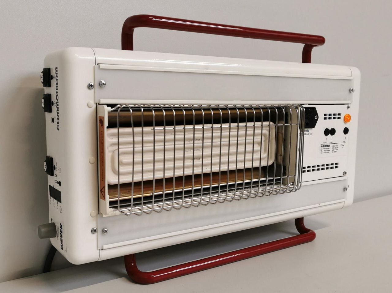 Weyer 1100 Infant Warmer for Neonatal Care