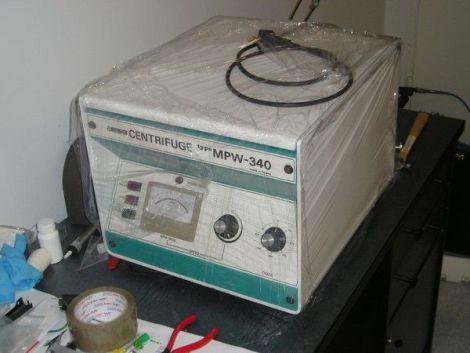 Versatile Laboratory Centrifuge by MTS — MPW 340