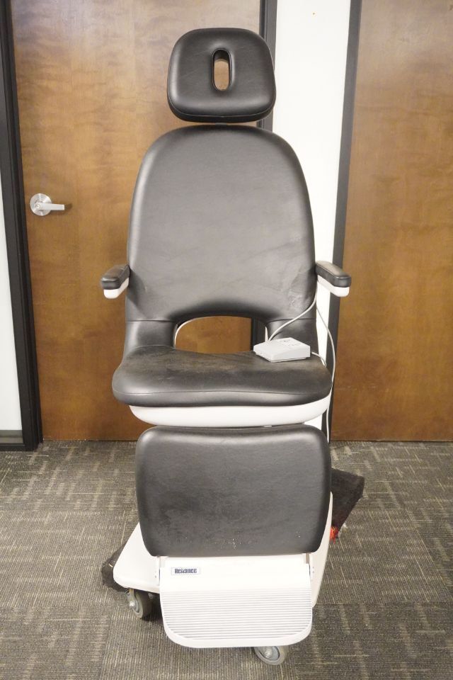 For Sale RELIANCE 520 Reliance Medical Model 520 Electric Exam Chair