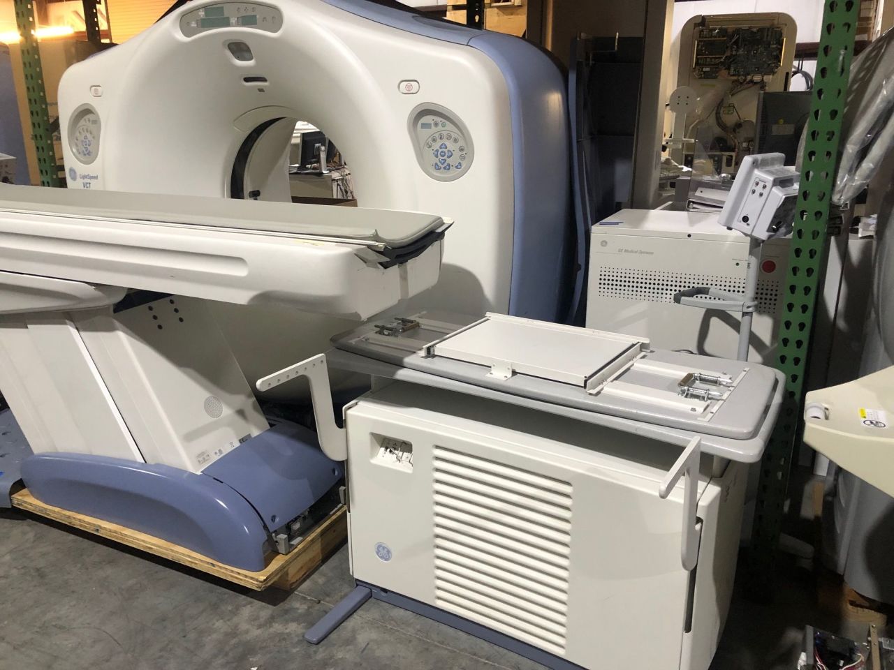 GE Lightspeed VCT 64-Slice CT Scanner