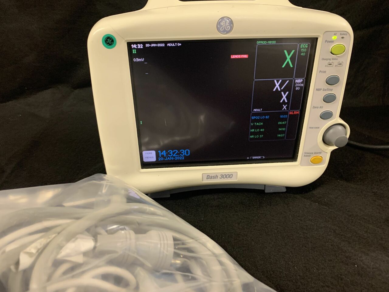 GE Dash 3000 Biomed Certified Bedside Monitor with Cables