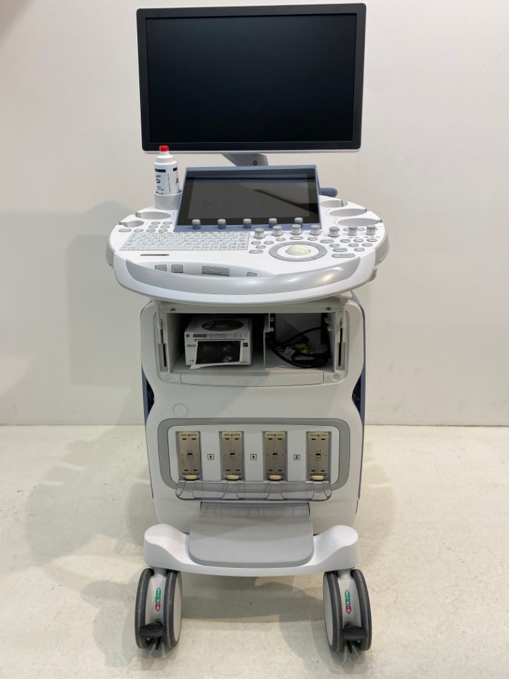 GE Voluson E8 BT21 4D Ultrasound System