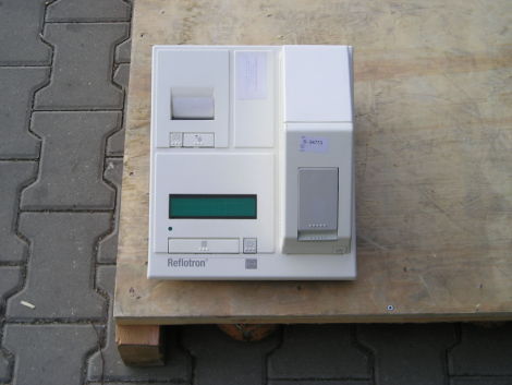 Reflotron IV Plus Clinical Chemistry Analyzer