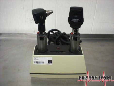 Welch Allyn 71110 Otoscope/Ophthalmoscope Diagnostic Set