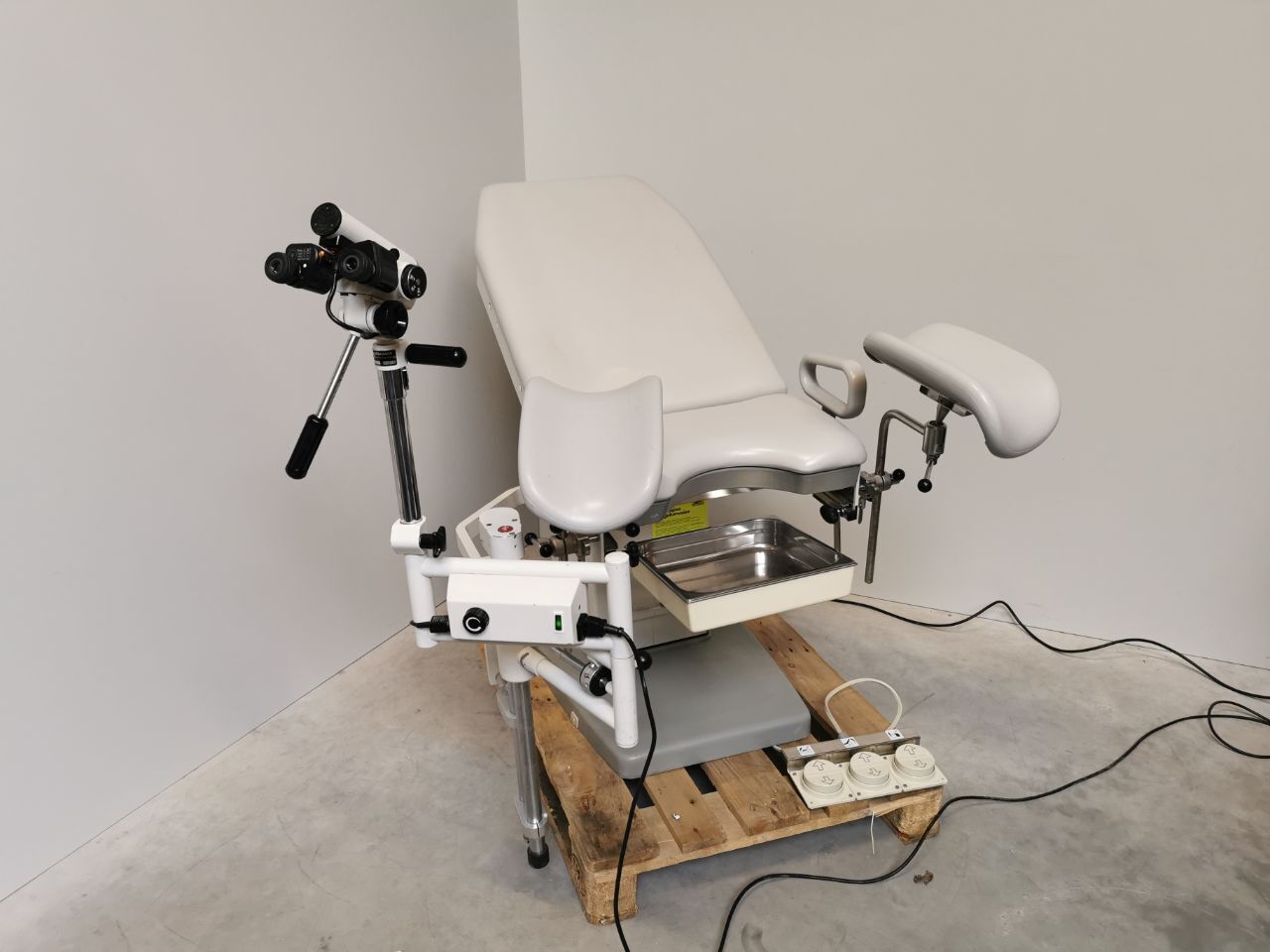 Versatile Examination Chair by Schmitz — Model 115.515