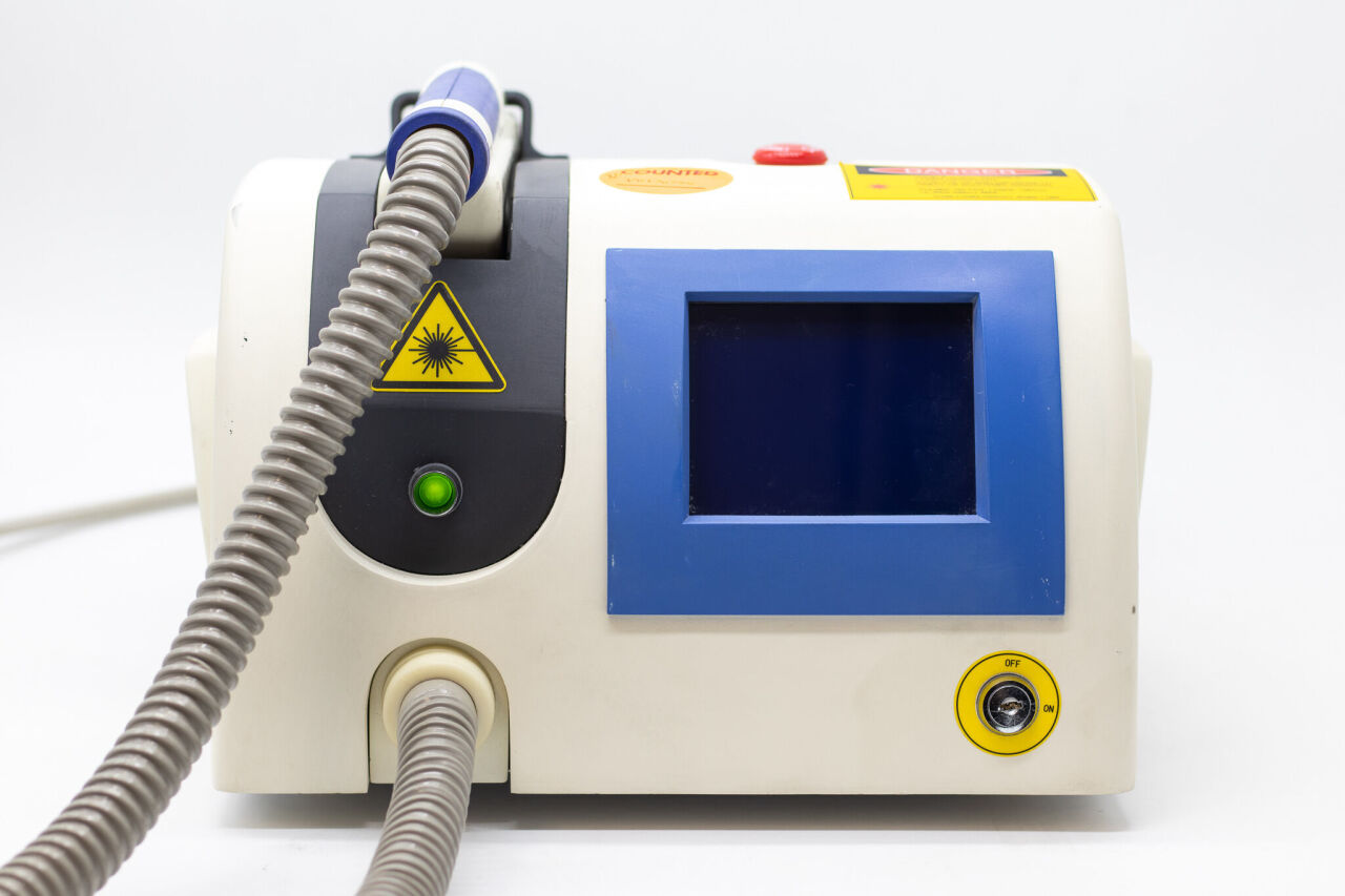 Sandstone Ultralight Q-Switched Laser System