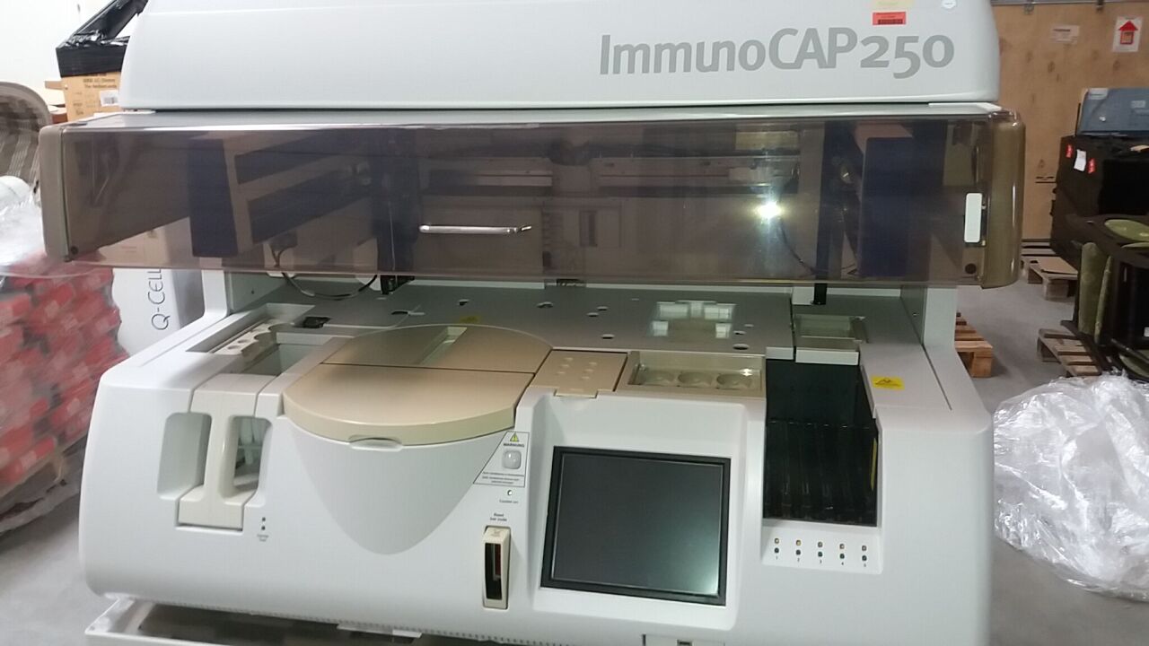 Automated Immunology Analyzer — Phadia ImmunoCAP 250