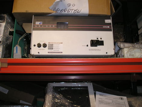 Radiometer ABL 330 Blood Gas Analyzer for Critical Care Diagnostics