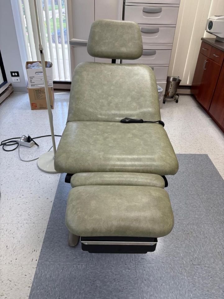 Ritter by Midmark 230 Power Procedure Chair