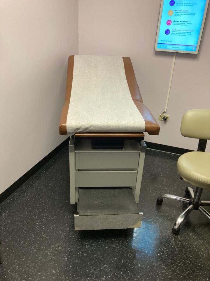 Enochs General Examination Table for Clinical Patient Assessment