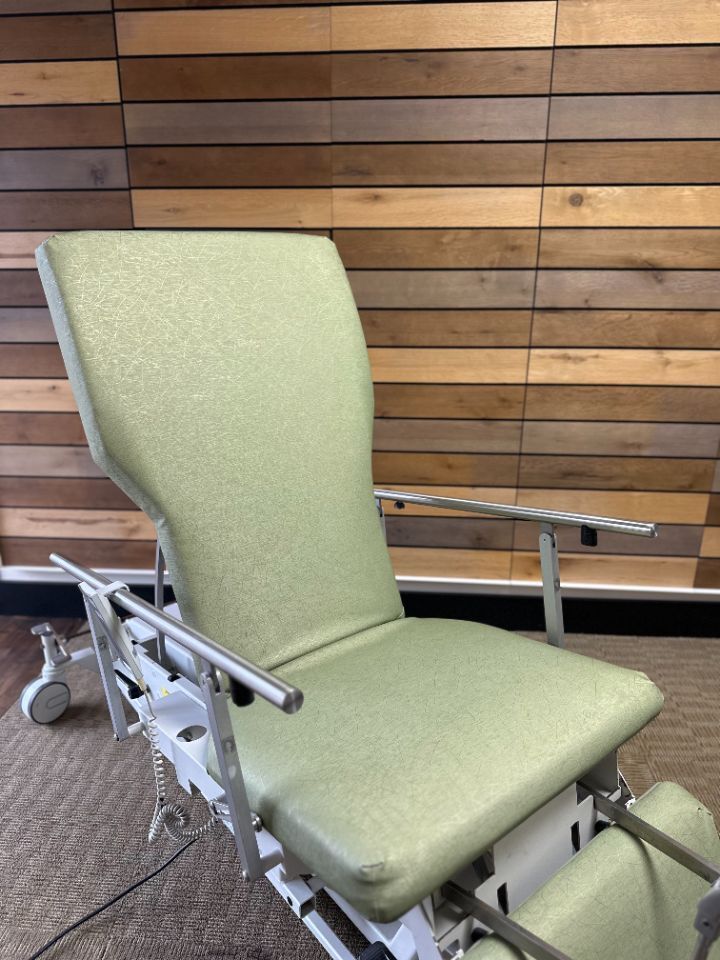 LINAK 056-672 Diagnostic Imaging Stretcher