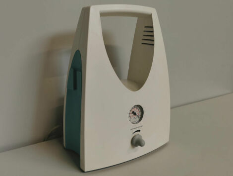 Medap VENTA MULTI CARE 16 Medical Suction Pump
